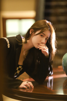李彩宁